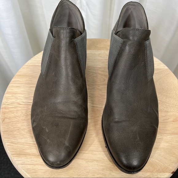 Eileen Fisher gray leather slip on low booties - Picture 2 of 10